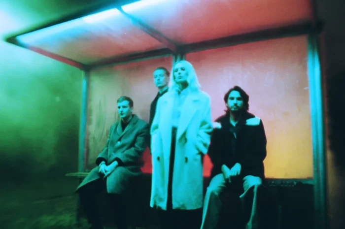 Wolf Alice – Blue Weekend